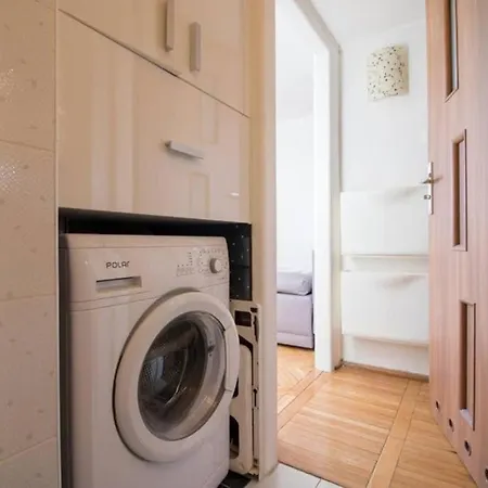 Bright And Cozy- Golden Apartments- Center- Zelazna Apartment